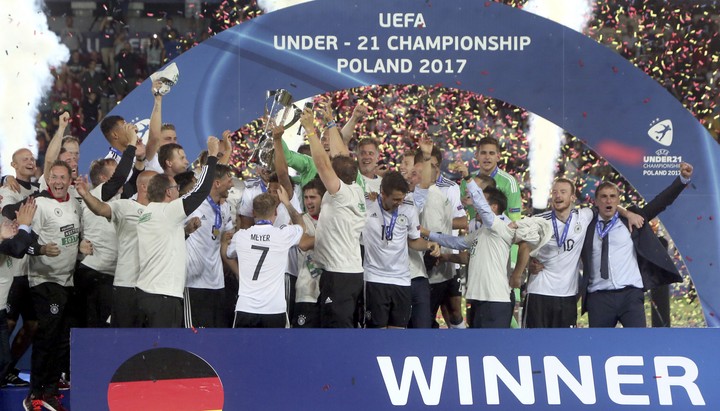 Nemci majstrami Európy hráčov do 21 rokov po triumfe nad Španielmi